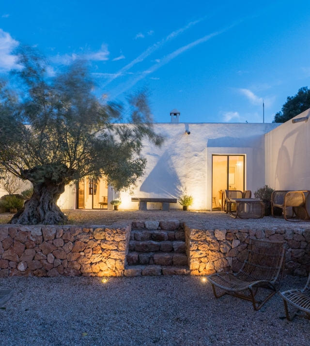 Resa estates ibiza villa Reno finca renovated te koop sale ext night.jpg